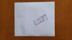 ŞEVKET YILMAZ'IN HABER METİNLİ AJANS-BASIN FOTOĞRAFI (KAĞIT BASKI) - 21 x 19 cm EBADINDA - TÜRK-İŞ GENEL BAŞKANI ŞEVKET YILMAZ, BERABERİNDEKİ KURMAYLARIYLA BİRLİKTE CUMHURBAŞKANI KENAN EVREN'İ KÖŞKTE ZİYARETE GİDERKEN ÇEKİLMİŞ BİR KARE. 1988. YAŞAR UÇAR