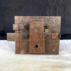 Antik Dövme Demir Çift Sürgülü Kilit