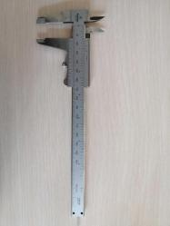 MITUTOYO VERNİYERLİ  KUMPAS - 150 mm