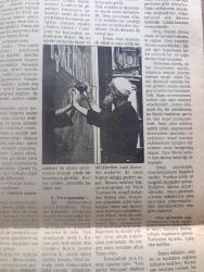 Yeni Devir Gazetesi - Turkish Newspaper - 17 Haziran 1983 - DM üyesi Beşir Hamitoğulları ibadet özgürlüğünün olmadığı yerde hiçbir özgürlük yoktur dedi - Sovyetler Birliği devlet başkanlığına Andropov seçildi - 15 milyarlık alacakları ödenmeyen PANKOBİRLİK ortakları güç durumda - Kenan Evren bugün sinop'a gidiyor - Allah ve peygambere hakaret edenler 3 yıla kadar hapis cezasına çarptırılacak - Başbakan Bülent Ulusu İzmir entegre et ve yem tesislerinin temelini attı - FKÖ Lideri Yaser Arafat bazı gruplar soyutlanabilir dedi - Güney Lübnan'daki Deir kasabası İsrail ablukası altında - Albay Şehit Abbas Kerim Karargah komutanı ile bir konuşma Fotoğrafı - Her İki süper güç de Müslümanlara karşı imha planı hazırlıyor - İstanbul cami ve külliyeleri yazan Mine Alpay - İslam dinamizmine doğru denemeler yazan Kasım Ahmed - ibret alınacak fıkra ve hikayeler yazan Ali Osman Yüksel - oruç ve faziletleri yazan Ahmet Ürkmezoğlu - beyaz insanın hakimiyet devri bitti yazan profesör Seyyid Kutup