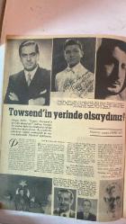 HAFTA DERGİSİ - KAPAK: YVONNE DE CARLO - 6 MAYIS 1955 — SAYI: 18  INGEBURG - MAREŞAL ZUKOF - CELAL BAYAR - OSMAN ALİŞİROĞLU - BABY (FİL) - GENERAL D. C. SPRY - PROF. GÖKAY - ADNAN MENDERES - MR. DAYTON - AVRA WARREN  MISS ANKE FRANKFURT GÜZELİ - FRANSA İLE ALMANYA ARASINDAKİ ANLAŞMA - MOSKOVA’DAN DÜNYAYA SAVRULAN TEHDİT - KISA İÇ HÂDİSELER - AKILLI FİL - BALIK BOLLASTI - YAVRUKURTLARIN GÖSTERİLERİ - ALTI AYDA KURULAN ŞEHİR - TÜRKİYE KÖYLÜ PARTİSİNİN TOPLANTISI - ANZAK GÜNÜ - DÜNYA İZCİ TEŞKİLATI REİSİ ŞEHRİMİZDE - ASKERİ TATBİKAT - IRAK PARLAMENTO HEYETİNİN ZİYARETLERİ - YENİ CAMİ’NİN TAMİRİ BİTİYOR - AMERİKANIN BİZE TAKINDIĞI YENİ TAVIR - BEDELSİZ MAL İTHALİNE DAİR KARARNAME İPTAL EDİLDİ - TAM TAKIM EKSİKSİZ 34 SAYFA