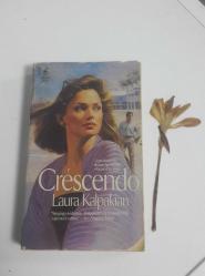 CRESCENDO ©1987.. Laura Kalpakian.. (POCKET BOOKS / first print-1988).. (kurutulmuş çiçeğiyle).. orijinal kapak .. Nostalgic Bookshelf