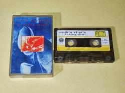 19828-DİRE STRAİTS - ON EVERY STREET KASET