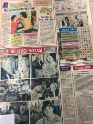 TAN GAZETESİ DOĞUM GÜNÜ HEDİYESİ (TURKISH NEWSPAPPER) - 22 ARALIK 1983 -SADECE 4 SAYFADIR -Lale Ersoylu-Ajda Pekkan-Mehmet Şen-Döndü Şen-Bektaş Esen-AB-Emma-Caroline-Prenses Caroline-Grace Kelly-Susanne Matthews-Güngör Bayrak-Adem Sezer-Osman Öndeş-Üç şişe tentürdiyot içip ölmeyince ilacın sahte olduğunu anladı-Bir mankenin itirafları-Kirasını alamayınca karısını kaçırdı-Fahrettin bey çok cimridir Bizi bedava çalıştırmak ister-Kız annelerine öğütler-Saçların kış bakımı-İki sevgi notası-Hamile kalan Emma aileyi ikiye bölüyor-Caroline film yıldızı oluyor-Bir mankenin itirafları-Üç şişe tentürdiyot içip ölmeyince ilacın sahte olduğunu anladı-25 yaşından sonra sütyensiz gezmeyin-Sapık katil tecavüz ettiği genç kızı boğup çocuk parkının kumlarına gömdü-Zeynep Sultan