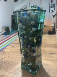 Nostaljik Dekorluk Koleksiyonluk Fanus dolusu Çeşit çeşit Misketler (Bilyeler) 700 Adet Fanus Boy 35 cm fanus içi genislik 12 cm