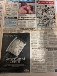 TAN GAZETESİ DOĞUM GÜNÜ HEDİYESİ (TURKISH NEWSPAPPER) - 23 ARALIK 1983- SADECE 4 SAYFADIR -Emel Sayın-Yüksel Kazancı-Orhan Yiğit-Adile Oktay Şengüler-Marco DArcangelo-Stelvio DAmario-Richard Chamberlain-Raquel Welch-Farah Diba-Farahnaz-Prenses Ann-Ira Furstenberg-Gülşen Bubikoğlu-Emel Sayın Türkiyeden gidiyorum dedi-Hollanda yeraltı dünyasının patronu olan Türk tatil için iki sevgilisi ile İstanbula geldi-İşten dönen koca karısını sevgilisi ile evde yemek yerken yakaladı-Bir mankenin itirafları-TVde yeni bir Shogun fırtınası daha esecek-Gazetenin en çok hangi bölümünü okuyorsunuz-Ünlüler tamire girdi-Raquel Welch göğüslerini ve kalçalarını küçülttürdü-Gülşen Bubikoğlu dün gece 10uncu evlilik yıldönümünü kutladı