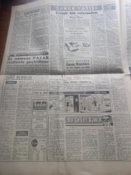 Havadis Gazetesi - Turkish Newspaper - 13 Ocak 1961 - vali Refik Tulga ve Ahmet Yıldız gazetecilerle görüştü - Yeni Sabah gazetesinin sahibi tarafından gazetelerine alınmayan 50 gazeteci - Vali Refik Tulga'nın kanı bir vatandaşa verildi - Demokrat İzmir gazetesinin tahribi duruşmasına dün başlandı Fotoğrafı - siyasi faaliyetlerin bugün serbest bırakılması muhtemel - Doğu bölgesi sağlık hizmetleri yeniden bir esasa bağlanacak - sendikalar birleşmeli yazan Gökhan Evliyaoğlu - mübarek Miraç kandili - Kruşcev'in küba'ya gitmesi muhtemel - Yugoslav tankeri Peter Zaroviç hala yanıyor - Kazım Namiye mektup yazan Orhan Seyfi Orhon - sinema tiyatro rehberi - Cezayir için referandum yazan Mehmet Özuyar - Temel Reis çizen Ralph Stein - Galatasaray dün çift kale oynadı - Fenerbahçe İzmirli Beşiktaş'ta Ankaralı rakipleri için çalıştı - Galatasaray voleybol takımı İsrail'e gitti - Fenerbahçe'de kongre isteyen var - Fransızlar Fontain'in ayağının kırılması Ve Kopa'nın Real Madrid transferi için üzgün