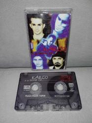 Kaset Kargo sevmek zor albümü. Orijinal sorunsuz çalışıyor