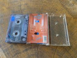 SEZEN AKSU - ŞARKI SÖYLEMEK LAZIM - KASET