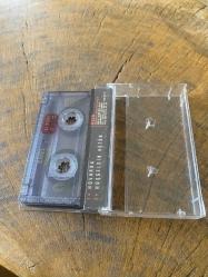 EMEL - HOVARDA - KASET