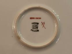 meissen damgalı mehun el boyaması porselen sunumluk  tepsi - 22 cm çapında.