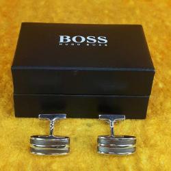 HUGO BOSS ORJİNAL KUTUSUNDA KOL DÜĞMESİ