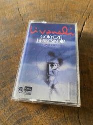 ZÜLFÜ LİVANELİ - GÖKYÜZÜ HERKESİNDİR - KASET