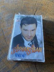 AYHAN AŞAN - SENDE Mİ - KASET (JELATİNİNDE)