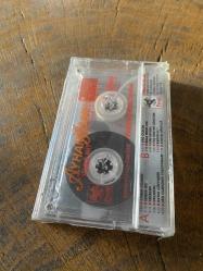 AYHAN AŞAN - SENDE Mİ - KASET (JELATİNİNDE)