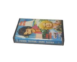 FERDİ TAYFUR & HURİ SAPAN UZELLİ KASET