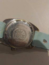 KOL SAATİ, VIALUX MARKA KURMALI KADIN  KOL SAATİ .. Çalışır vaziyette..