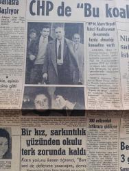 Hürriyet Gazetesi - Turkish Newspaper - 30 Kasım 1968 - Amerikan başkanı Kennedy suikastçisi Oswald'ı öldüren Ruby'nin duruşması 9 Aralık'ta Dallas'ta başlıyor - Cumhuriyetçi Köylü Millet Partisi Lideri Hasan Dinçer Cemal Gürsel'e  cevabımızı biz toptan vereceğiz dedi - Yeni Türkiye Partisi Lideri Ekrem Alican Cemal Gürsel'in demecine inanmak istemiyorum dedi - sağlık Bakanı Fahrettin Kerim Gökay büyüklerin sözlerine karışmamak lazım - CHP de bu koalisyon istemiyor - 102 yaşındaki Mahinur Süzmeci mahkemelik oldu fotoğraf - Londra asfaltında benzin istasyonunu basan 3 gangster yakalandı - Dikili'nin kadın belediye reisi Seniha Tınay temizliği ön planda tutuyor - İstanbul'da sinema tiyatro programı - İstanbul Ankara radyosu programı - 22 memleket arasında şarabımız birinci - Çolpan İlhan beyaz perdeye elveda dedi fotoğraf - Çolpan İlhan Kerem Alışık ile Fotoğrafı - Tanju Gürsu Fotoğrafı - Aysel Tanju ben içmeden hiçbir şey yapamam dedi Fotoğrafı - Efkan Efekan cevap veriyor - Atıf Kaptan