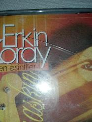 CD Erkin Koray dünden esintiler 1 şaşkın albümü. Orijinal. kartonet tertemiz. Dinlemeyi etkilemeyen çizikler var sorunsuz çalışıyor.