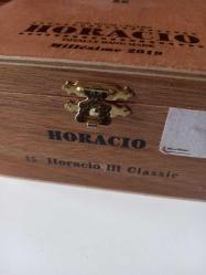 PREMIUM CIGARS HORACIO / KİLİTLİ AHŞAP PURO KUTUSU...