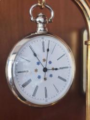 Pilli Avrupa Köstekli Saat