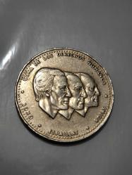 Dominik Hatıra Madeni Para  İyi Kondüsyonda