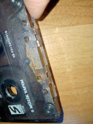 ibrahim tatlıses klasikleri kaset (kapaksız) (kasetin göbek kısmında paslanma olmuş, ilerleyen fotoğraflara bakınız)