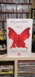 Lekeli Evcil ( Evcil serisi 2, Tarnished, Türkçe )