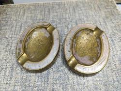 K116----BİR ÇİFT PİRİNÇ DÖKÜM ESKİ KÜL TABLASI-KÜLLÜK