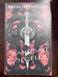 Aramızdaki Gölgeler