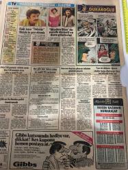 TAN GAZETESİ DOĞUM GÜNÜ HEDİYESİ (TURKISH NEWSPAPPER) - 2 NİSAN 1984 - SADECE 4 SAYFADIR -Çapkın Erdoğan-Leyla Somer-Fuat Kurdoğlu-Oktay Aydın-Kadir İnanır-Zeki Müren-Seving Ersoy-Madam Griffon-Guy Robert-Hasan Kaçan-Ragıp-Karısını baştan çıkaran adamın gözünü çıkardı-Bir düşeş attım milyarderler gibi bir tatil yaptım-Taze dul olduğumu öğrenen erkekler birden kibarlaşıyor Oysa ben hala eski Leyla’yım-Kadınlardan korkuyorum-Kadir İnanır Tövbeler filmiyle bu gece ekranda-Bizden Size’de müzik demeti ve dans gösterisi-Kadınları mutlu ederim-Emekli bir koca arıyorum-Madam Griffon’un kızları