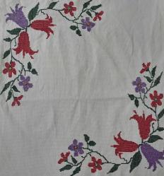 ETAMİN ÜSTÜ - KANAVİÇE İŞLEMELİ KIRLENT