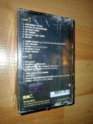 gülay dalgalar kaset (çift kaset) (ambalajında sıfır, fakat ambalajında soyulmalar var)