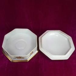 ANTİKA LIMOGES DES FRANCE EL BOYAMA KIR ÇİÇEKLERİ RESİMLİ SEKİZGEN FORMLU , KAPAKLI PORSELEN ÇANAK