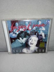 CD Sezen Aksu düğün ve cenaze. Orijinal. Raks 1997 sarı bandrollü dönem baskı albüm. Disk 10 üzerinden 9 Sorunsuz çalışıyor. kartonet tertemiz koleksiyonluk