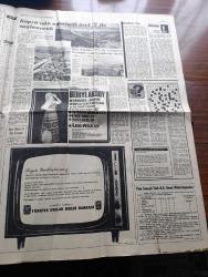 Halka ve Olaylara Tercüman Gazetesi - Turkish Newspaper - 19 Temmuz 1973 - öğretmenlerin maaş farkı bu ay ödenecek - 202 bin öğretmenin intibak işlemi tamamlandı - kabil'de silah sesleri duyuluyor - Ardahan'da salgın hastalıktan bir günde 12 çocuk öldü - Süleyman Demirel dirlik ve düzenliğin anahtarı millette - Adalet Partisinin aday sayısı bu devre de rekor seviyede - Başbakan Naim Talu karabük'ün yol davası ele alınacak - Sözün kısası yazan Rauf Tamer - seçim pazarı yazan Tarık Buğra - Haliç köprüsü 1974 yılı Cumhuriyet bayramına kadar tamamlanmış olacak Fotoğrafı - boksörümüz Yeter Sevimli ve güreşçimiz Metin Çıkmaz kebapçı dükkanı açtılar - Pele'siz Brezilya S.O.S. veriyor - güreş federasyonu başkanı Nihat Işıtman dünkü basın toplantısında fotoğraf - Foreman Muhammed Ali'nin maç teklifini reddetti - Türkiye ligi ve Kupası fikstürleri - at yarışları tahminleri - Cumhurbaşkanı Fahri Korutürk Türk sporunun en büyük şampiyonu Mustafa Dağıstanlı'yı Florya köşkünde kabul etti fotoğraf