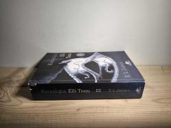 Karanlığın  Elli  Tonu