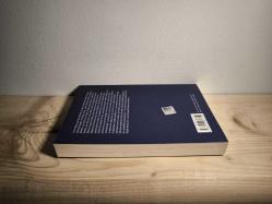 Tuhaf Alan Sessizlikten İletişime Bir Sahneleme Denemesi (Ayraçlı)