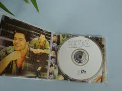 BEYAZIT ÖZTÜRK ( BEYAZ ) 