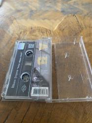 İLHAN ŞEŞEN - NELER OLUYOR BİZE - KASET