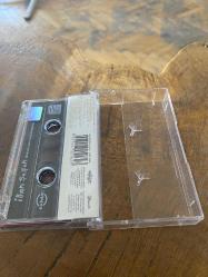 İLHAN ŞEŞEN - ŞİMDİ BEN BU ŞARKILARI KİME SÖYLİYEYİM - KASET