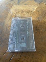 AYLİN LİVANELİ - BANA MÜSADE - KASET