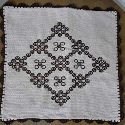 ETAMİN ÜSTÜ - KANAVİÇE İŞLEMELİ KIRLENT