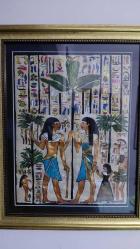 Doğal Papirüs Üzerine El Boyaması Antik Mısır Aile Sahnesi – Çerçeveli Özgün Eser