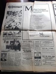 Halka ve Olaylara Tercüman Gazetesi - Turkish Newspaper - 27 Ekim 1969 - Süleyman Demirel'in tercüman gazetesine özel beyanatı Fotoğrafı - müstakil oylar da Adalet Partisinden kopmuştur - Adalet Partisi 256 CHP 143 milletvekili çıkardı - Köln güreş şampiyonu Pehlivan Ali Kaya Fotoğrafı - Diyanet işleri Başkanı Lütfi Doğan Berat kandili için konuştu - Metal İş kongresi yapıldı - Ebu Hanife yazanlar Lütfü Akdoğan ve Ali Rıza Alp Yazı Dizisi - günü gününe altın piyasası - Ankara İstanbul İzmir radyo programı - Meydan Larousse - Battal Gazi'nin oğlu kanlı takip yazan Murat Sertoğlu Yazı Dizisi - Fenerbahçe Eskişehirspor karşısında Galip - Ankaragücü lider Galatasaray'ı 2-0 mağlup etti fotoğraf - Cemil Turan'ın şahane oyunu ile İstanbulspor Bursaspor'u yendi Fotoğrafı - Adana 3 Trabzon 1 - Spor Toto neticeleri - Demir Çelik'te uyuşmazlık sona erdi - Köln'de Türk fedailer yazan Refik Sönmezsoy - sovyetlerin Amerikayı bir uyarması yazan Şükrü Baban - İşadamı Nesim Hason okul yaptırdı Fotoğraf