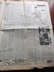 Halka ve Olaylara Tercüman Gazetesi - Turkish Newspaper - 27 Ekim 1969 - Süleyman Demirel'in tercüman gazetesine özel beyanatı Fotoğrafı - müstakil oylar da Adalet Partisinden kopmuştur - Adalet Partisi 256 CHP 143 milletvekili çıkardı - Köln güreş şampiyonu Pehlivan Ali Kaya Fotoğrafı - Diyanet işleri Başkanı Lütfi Doğan Berat kandili için konuştu - Metal İş kongresi yapıldı - Ebu Hanife yazanlar Lütfü Akdoğan ve Ali Rıza Alp Yazı Dizisi - günü gününe altın piyasası - Ankara İstanbul İzmir radyo programı - Meydan Larousse - Battal Gazi'nin oğlu kanlı takip yazan Murat Sertoğlu Yazı Dizisi - Fenerbahçe Eskişehirspor karşısında Galip - Ankaragücü lider Galatasaray'ı 2-0 mağlup etti fotoğraf - Cemil Turan'ın şahane oyunu ile İstanbulspor Bursaspor'u yendi Fotoğrafı - Adana 3 Trabzon 1 - Spor Toto neticeleri - Demir Çelik'te uyuşmazlık sona erdi - Köln'de Türk fedailer yazan Refik Sönmezsoy - sovyetlerin Amerikayı bir uyarması yazan Şükrü Baban - İşadamı Nesim Hason okul yaptırdı Fotoğraf