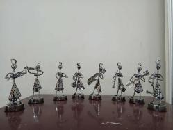 8 Lİ ÇALGICI KIZLAR, METAL, OYUNCAK DEĞİLDİR.