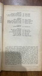 YAZKO EDEBİYAT DERGİSİ -EYLÜL 1981 SAYI: 11 -  MEMET FUAT - ASIM BEZİRCİ - KEMAL SÜLKER - SELİM İLERİ - OKTAY RİFAT - İLHAN BERK - NECATİ CUMALI - CAN YÜCEL - ALİ YÜCE - AHMET OKTAY - ÖZDEMİR İNCE - METİN DEMİRTAŞ - AFŞAR TİMUÇİN - BİLGİN ADALI - ABDÜLKADİR BULUT - SEYYİT NEZİR - İSMAİL UYAROĞLU - HÜSEYİN HAYDAR - SUAT VARDAL - NEŞE YAŞIN - MEHMET SEYDA - DEMİRTAŞ CEYHUN - IŞIL ÖZGENTÜRK - OKTAY TAFTALI - GÜRSEL AYTAÇ - SELAHATTİN BAĞDATLI - BURHAN GÜNEL - MUZAFFER UYGUNER - MUSTAFA CEM - RAMİS DARA - FAHRETTİN DEMİR - ATİLLA BİRKIYE - KEMAL BEK - ZEYNEP KARABEY - GÜLAY ERİŞ - KÜLTÜR ALIŞVERİŞİ - ENİS BATUR’UN ŞİİR VE İDEOLOJİSİ - ŞEN ŞAKRAK BİR OSMANLI - DÜŞÜNCE VE DUYARLIK - ŞİİR - ÖYKÜ - SANATTA EŞCİNSELLİK - ATTİLA İLHAN’IN YENİ ROMANI - KEMAL TAHİR VE DEVLET ANA - BİRAZ AĞIRBAŞLI - GERÇEĞİN YOLUNDAKİ UĞRAK - DİL KONUSU - ERHAN BENER’LE KONUŞMA - KİTAPLAR -  - 80 SAYFA