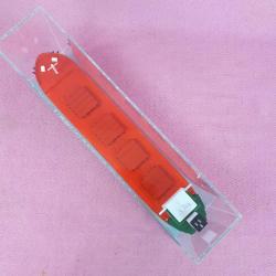 PLEKSİGLAS MUHAFAZALI , EL YAPIMI AHŞAP KURU YÜK GEMİSİ MAKET MODEL