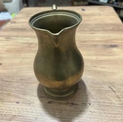 SAF PİRİNÇ SÜRAHİ 1 KİLO AĞIRLIĞINDA BOY 19 CM AĞIZ 11 CM